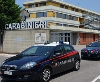 Litiga al bar e poi aggredisce i carabinieri 