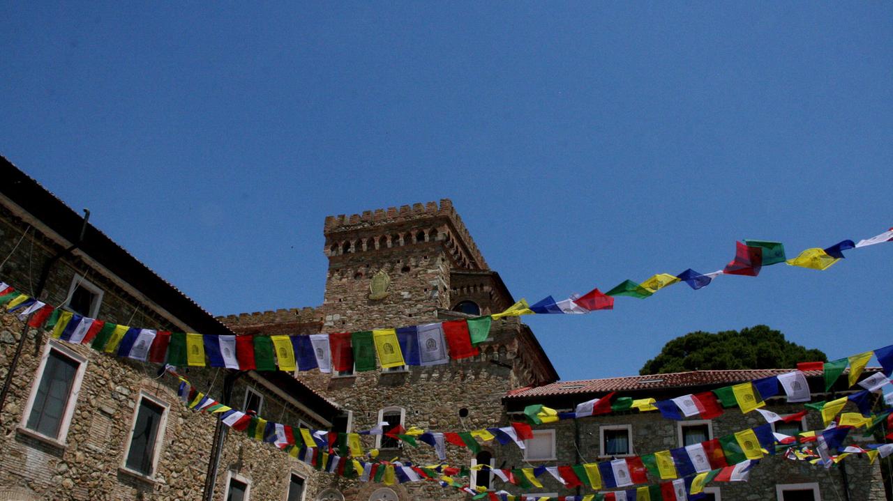 Istituto Lama Tzong Khapa di Pomaia