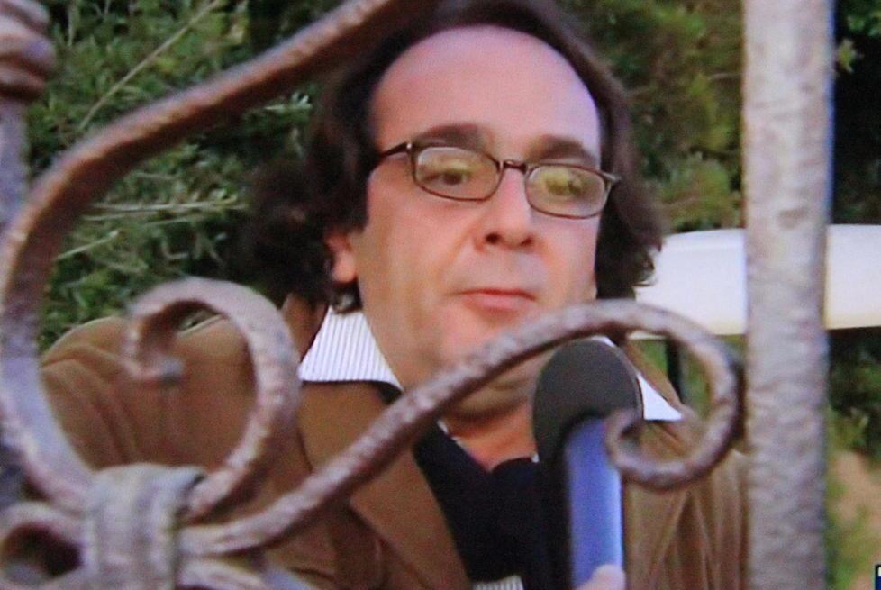 Cellulare strappato di mano, Piscicelli a giudizio 