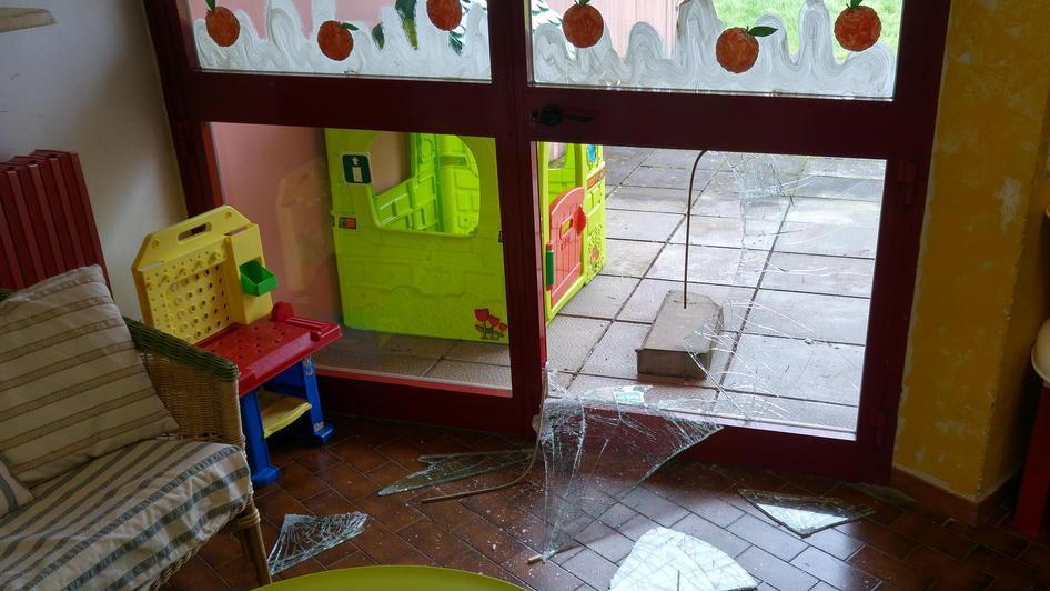 Vandali di nuovo in azione alla scuola materna Bertocci