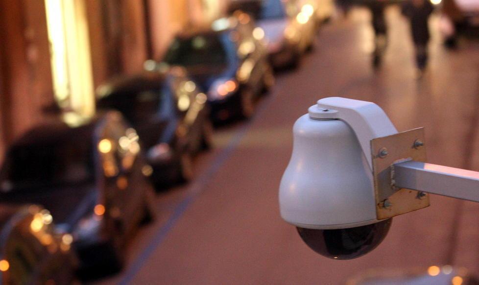 Contro ladri e truffatori arrivano le telecamere