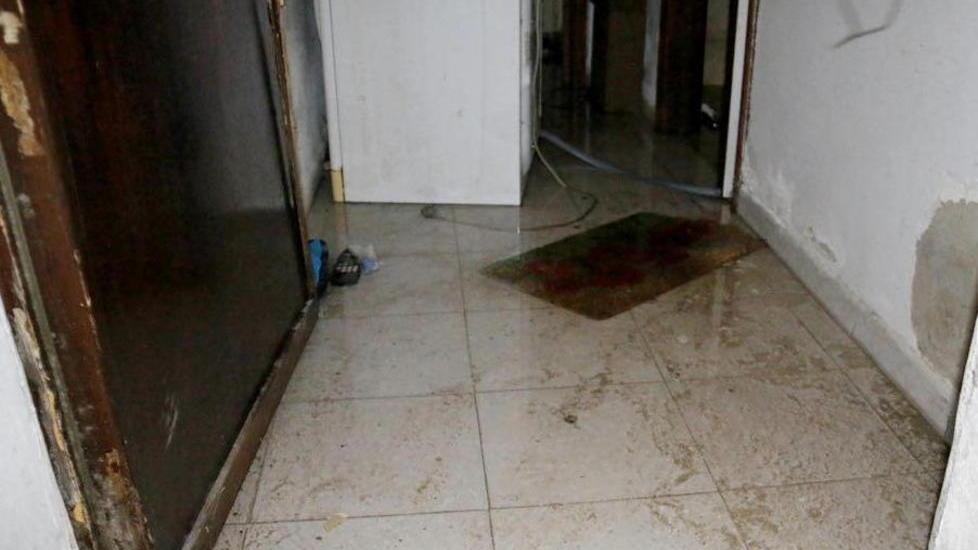 Tubo rotto, si allaga il palazzo