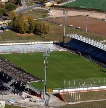 Stadio illegale a Is Arenas: il pm chiede due condanne