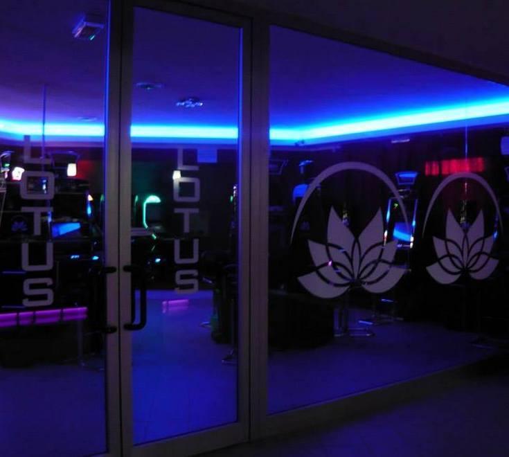 Rapina alla sala Vlt Lotus, titolare ferito col coltello 