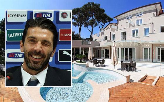 Gigi Buffon e l'hotel Stella della Versilia