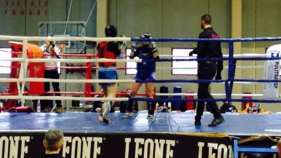 Muay thai, Enrico Carrara infiamma il pubblico nel trofeo Città di Pisa