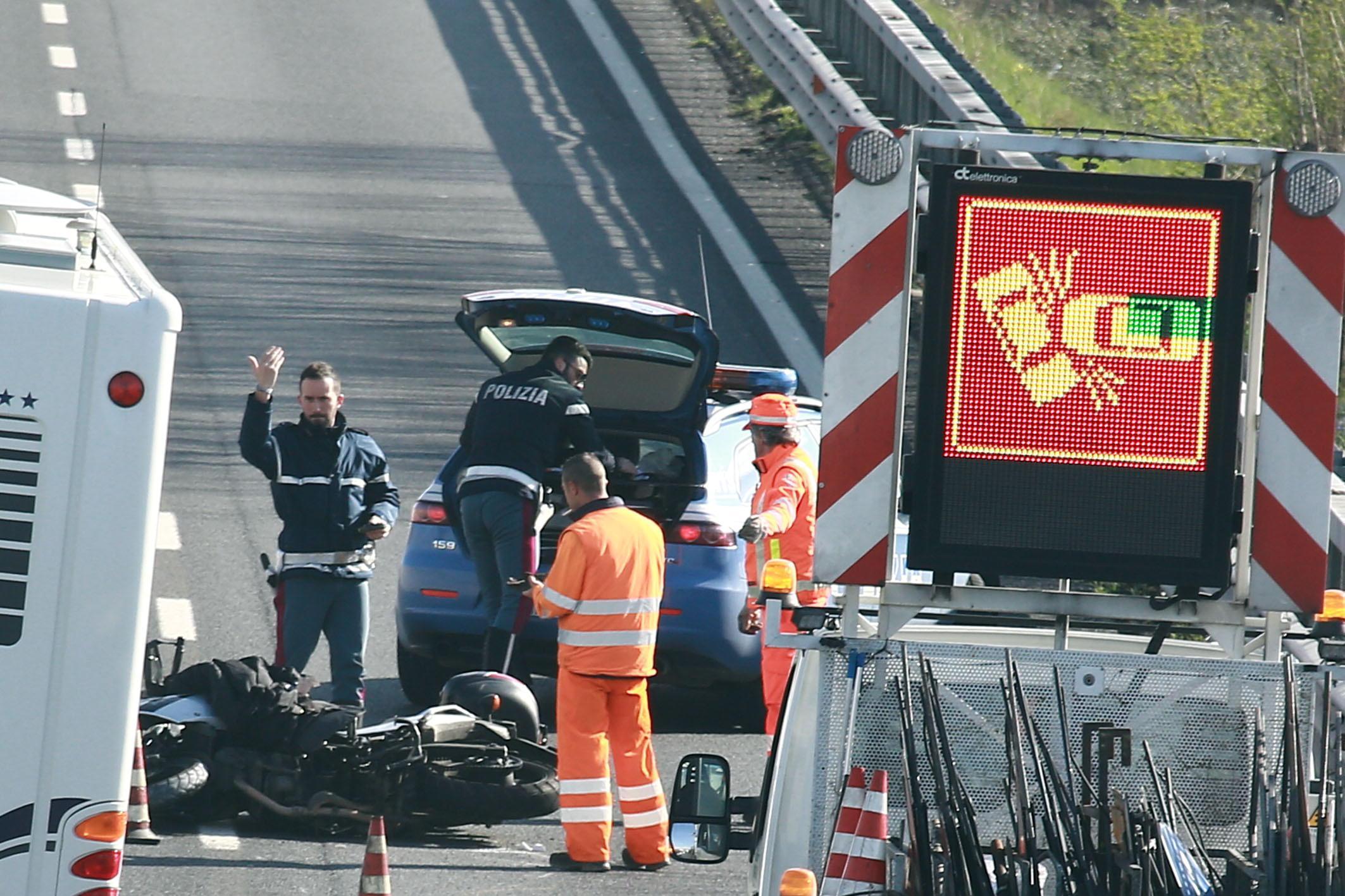 L'incidente in Fi-Pi-Li a Empoli (foto Agenzia Sestini)