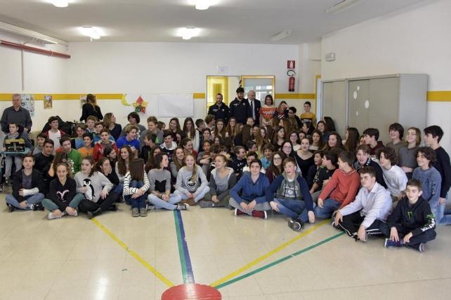 I calciatori del Livorno incontrano gli studenti: studiare è fondamentale 