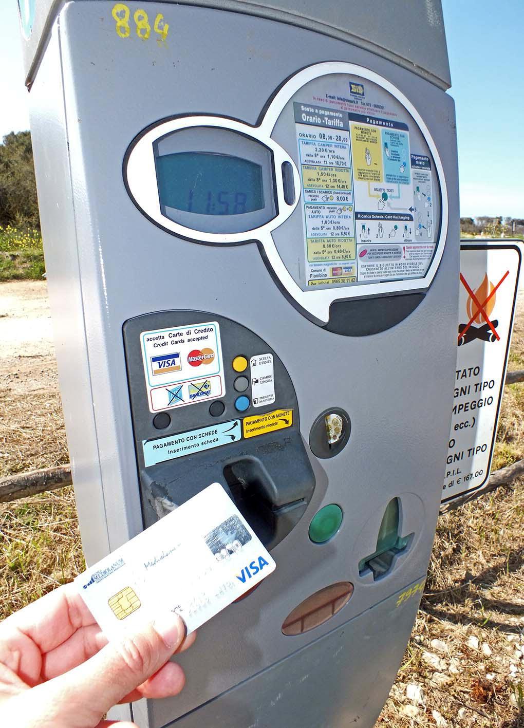 Un parchimetro sulla Costa est (foto Pabar)