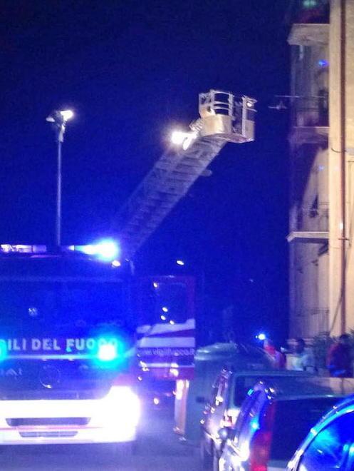 Palazzo evacuato a Venturina per un principio di incendio