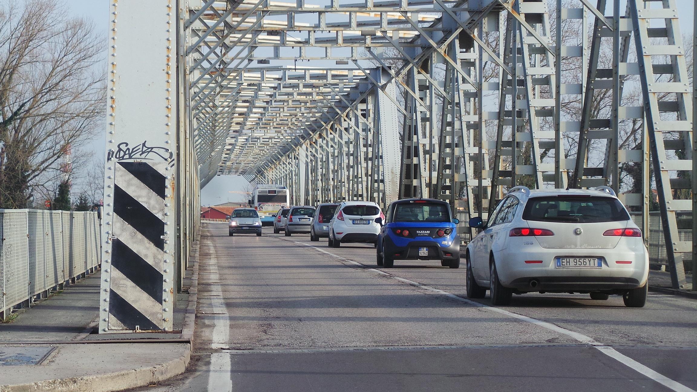 Il ponte sul Po