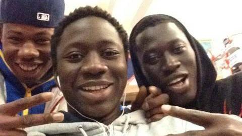 Alcuni ragazzi della squadra della comunità senegalese
