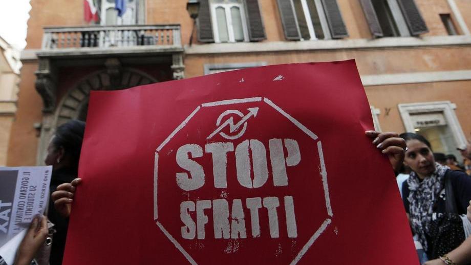 Sfratti per morosità, nuova proroga