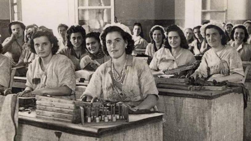 Le donne che lavoravano il tabacco per fare i sigari
