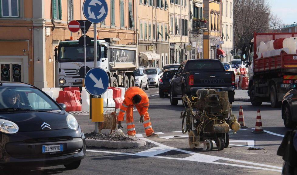 L’asfaltatura non è ancora terminata: disagi al Nautico