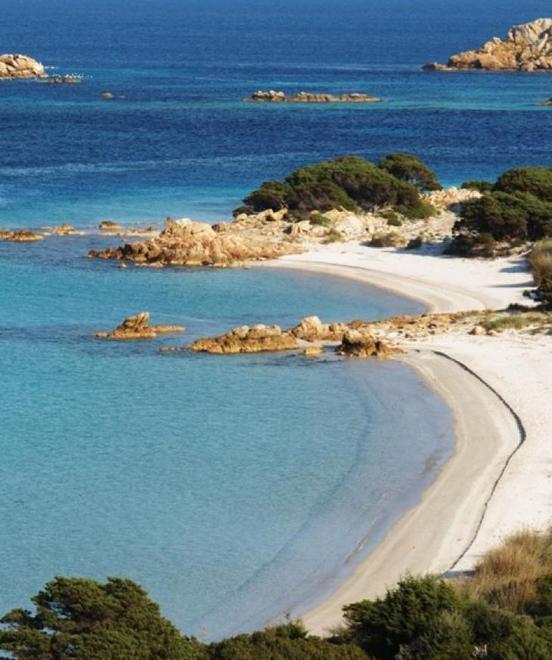Budelli, privati addio L’isola paradiso nelle mani del Parco 