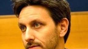 Polizia a scuola, il caso in Parlamento