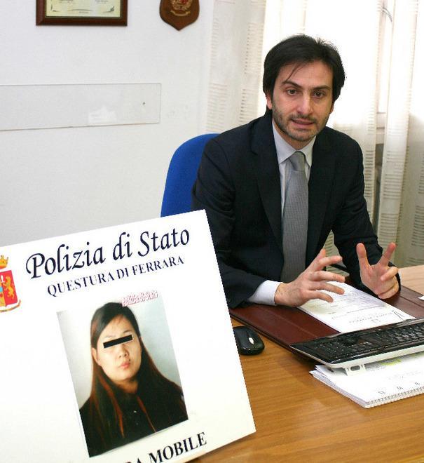 Casa a luci rosse, una donna arrestata dalla polizia