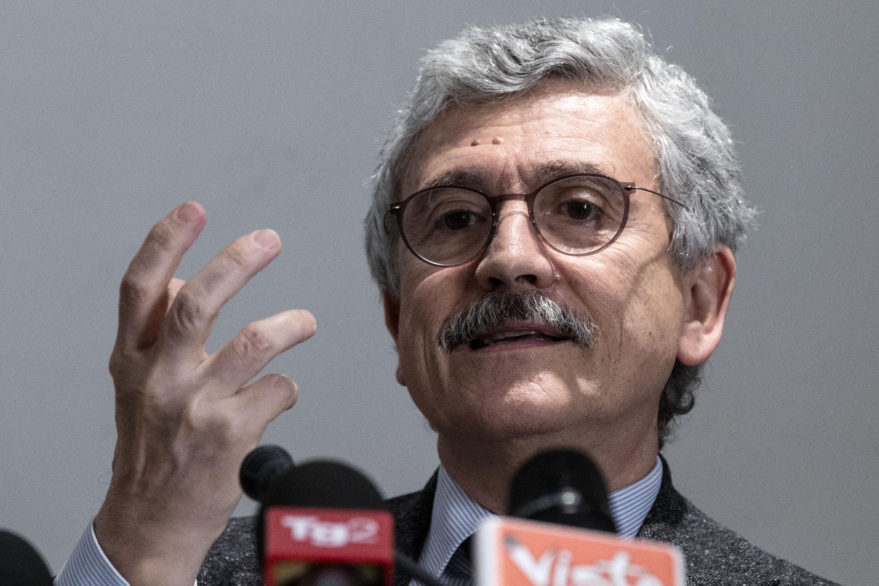 Il filo e la cruna. D'Alema e la crisi del Pd