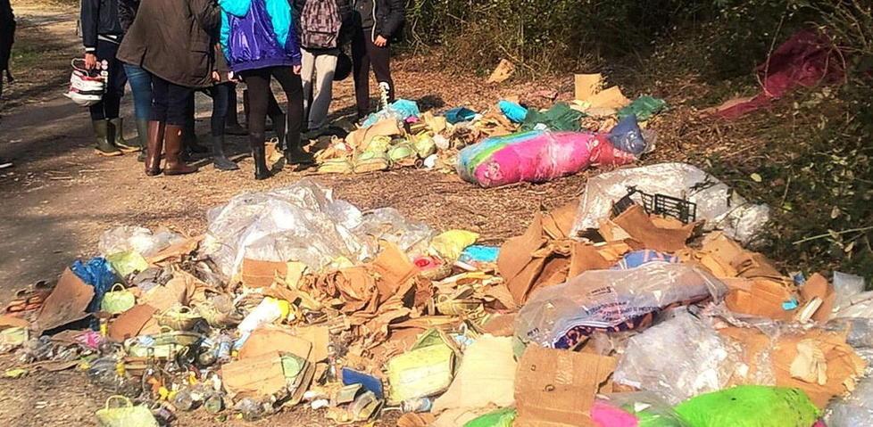 Sacchetti e rifiuti, amara sorpresa all’oasi del Bottaccio 