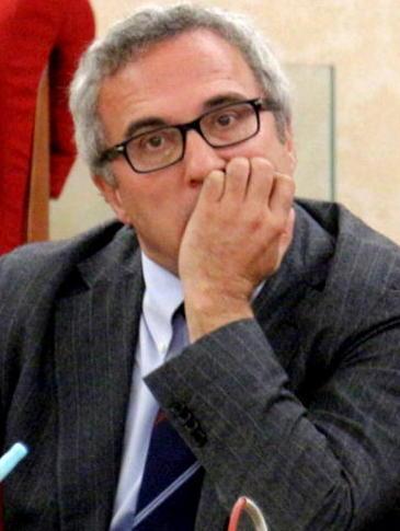 Uffici “salvi”, restano in piazza della Vittoria 