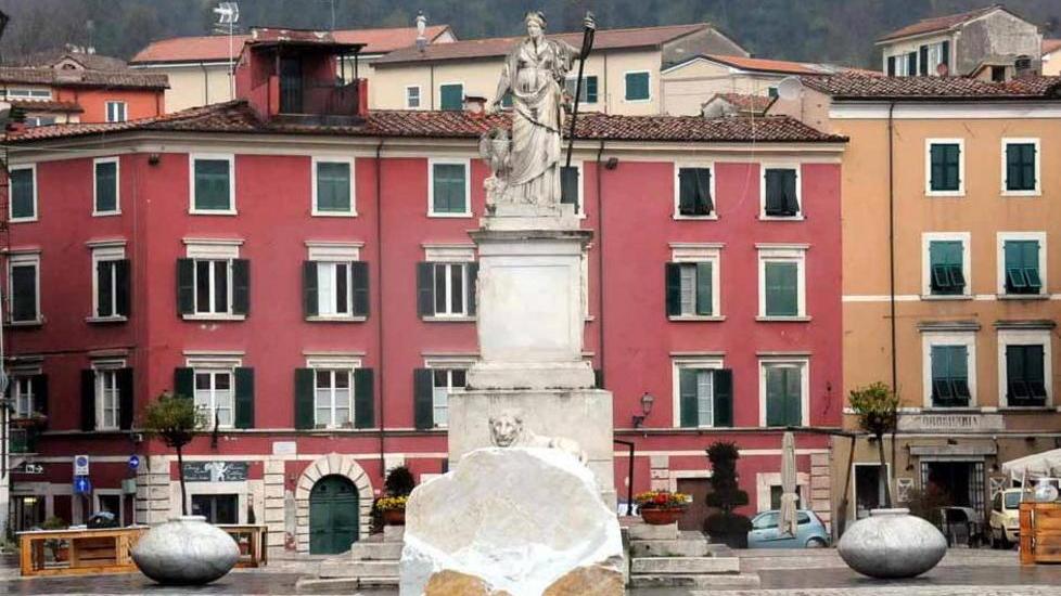 Scatta l’ora x: negozi aperti la domenica