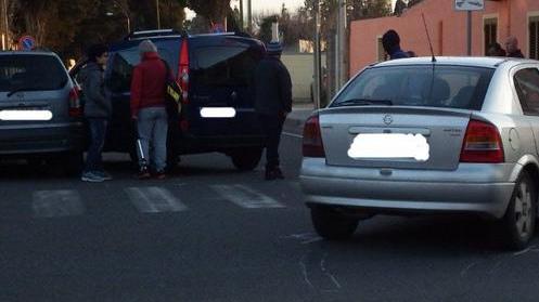 Scontro tra auto all’incrocio