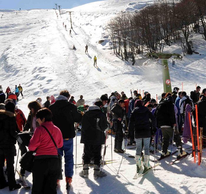 Weekend bianco a Fonni e Desulo, Gennargentu invaso dagli sciatori 