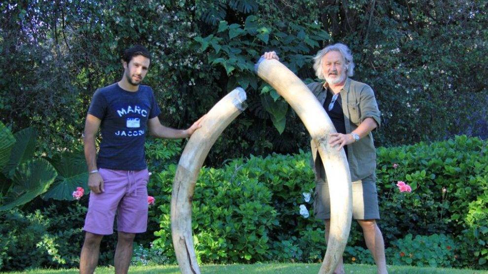Claudio Chiarelli e il figlio Massimiliano in una foto tratta da Facebook