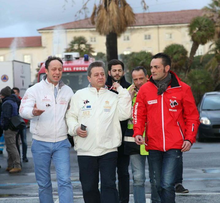 «Chi verrà decida su date e tagli» 