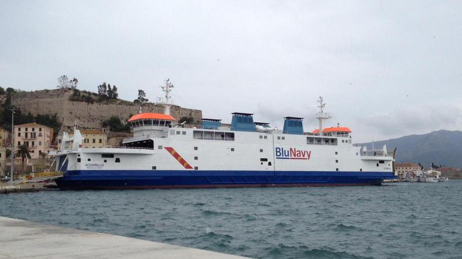 Blu Navy, nave in Corsica per fare la guerra a Moby