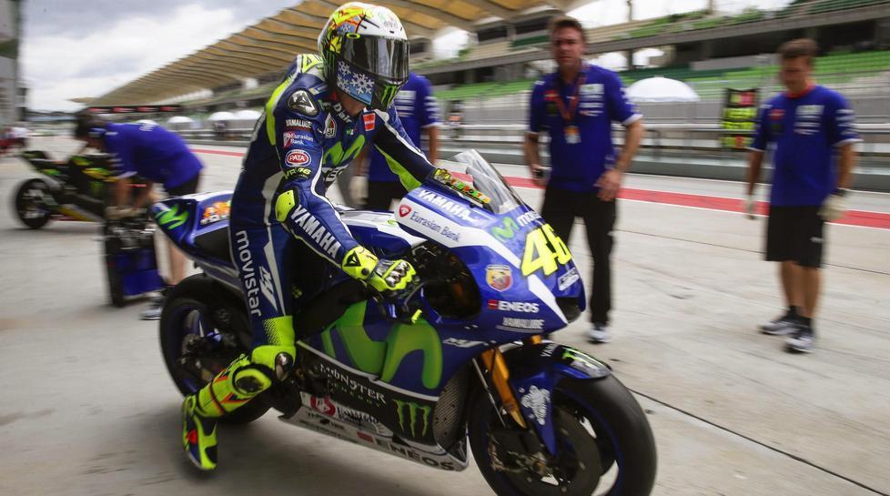 MotoGp, riparte il duello Rossi-Lorenzo 