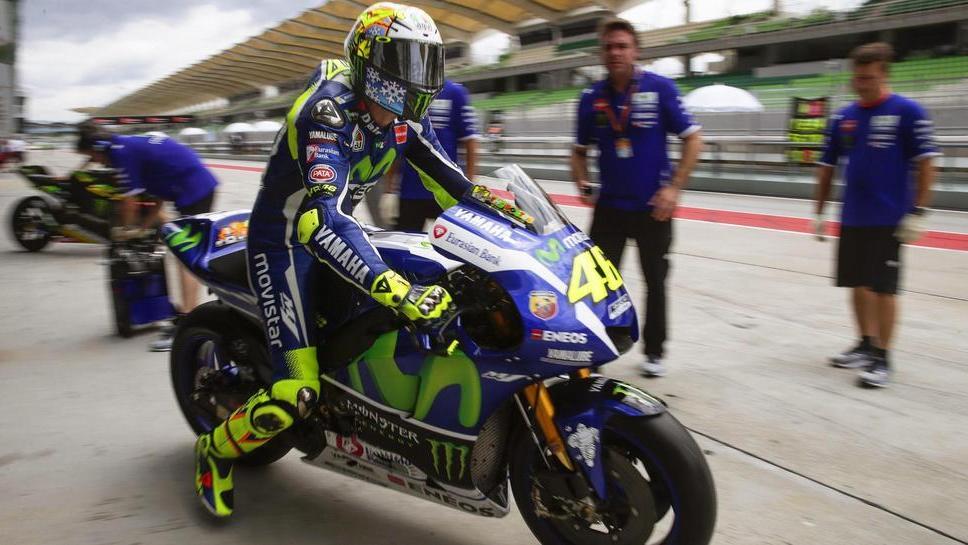 MotoGp, riparte il duello Rossi-Lorenzo
