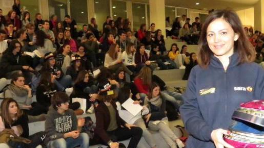 In 350 a lezione di guida con la campionessa Albanese