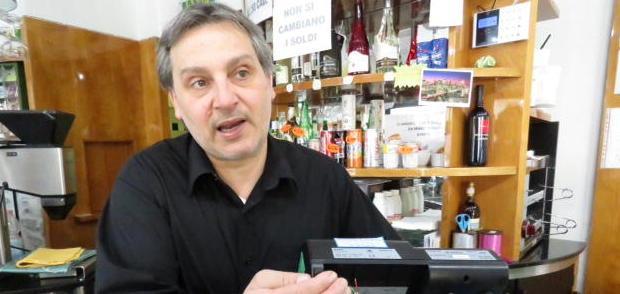 “Spaccata” nel bar di via Nistri 