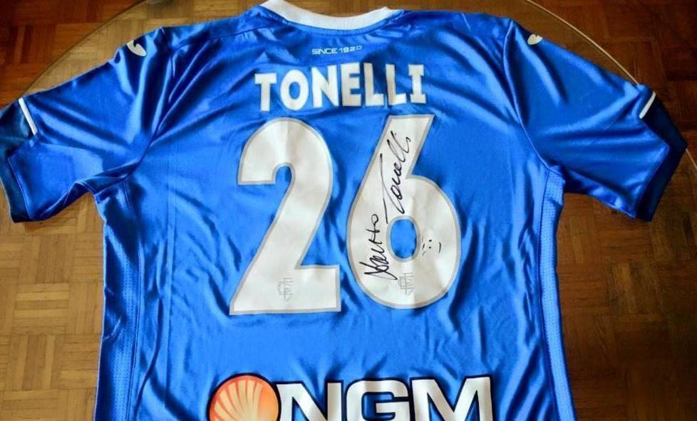 All’asta la maglia di Lorenzo Tonelli