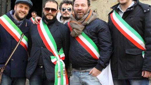 I “piccoli” irriducibili «Regione, giù le mani dai nostri Comuni»