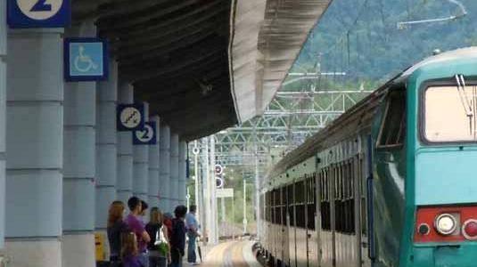 Stazione senza bagni, al via lavori per aprirli