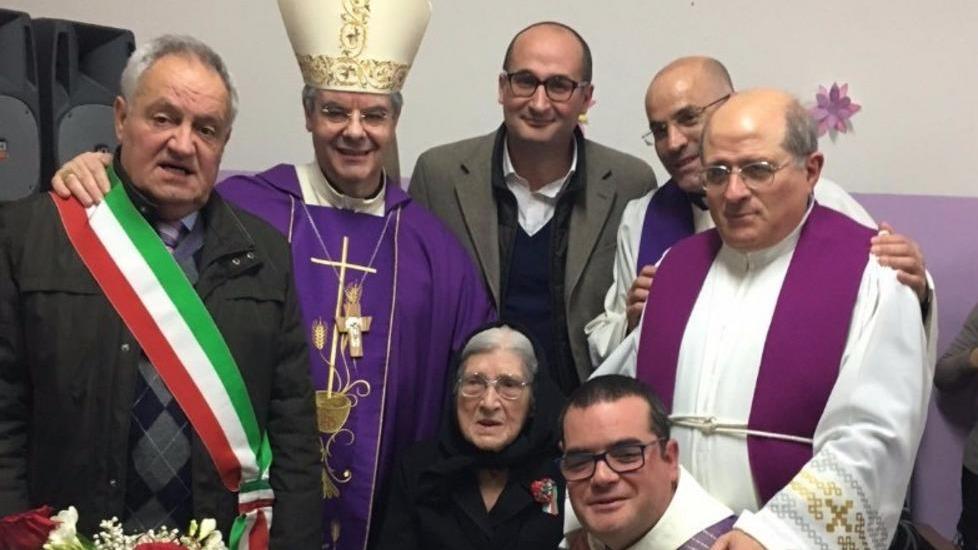 Anche Anela ha la sua centenaria