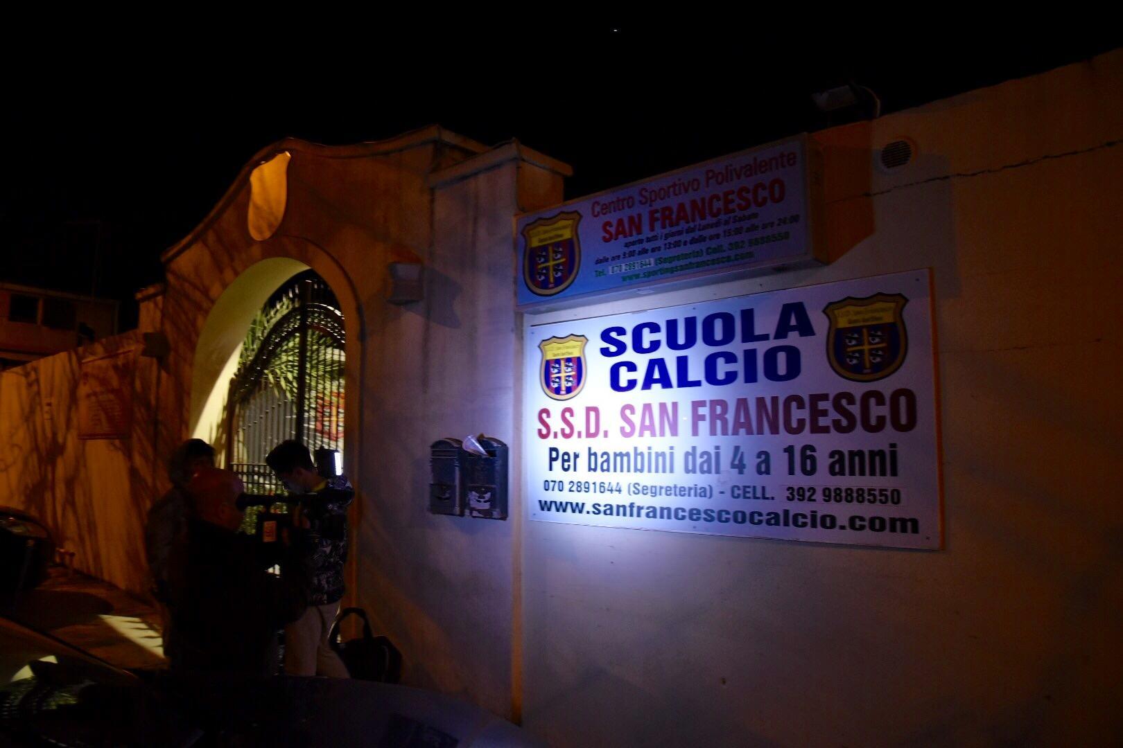 L'ingresso al campo dove è morto il piccolo Luca Pusceddu (foto di Mario Rosas)