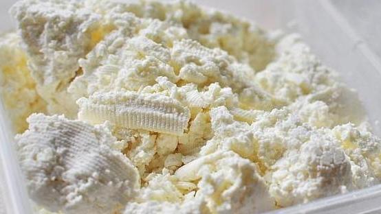 Il formaggio simile a quello mangiato dal bambino