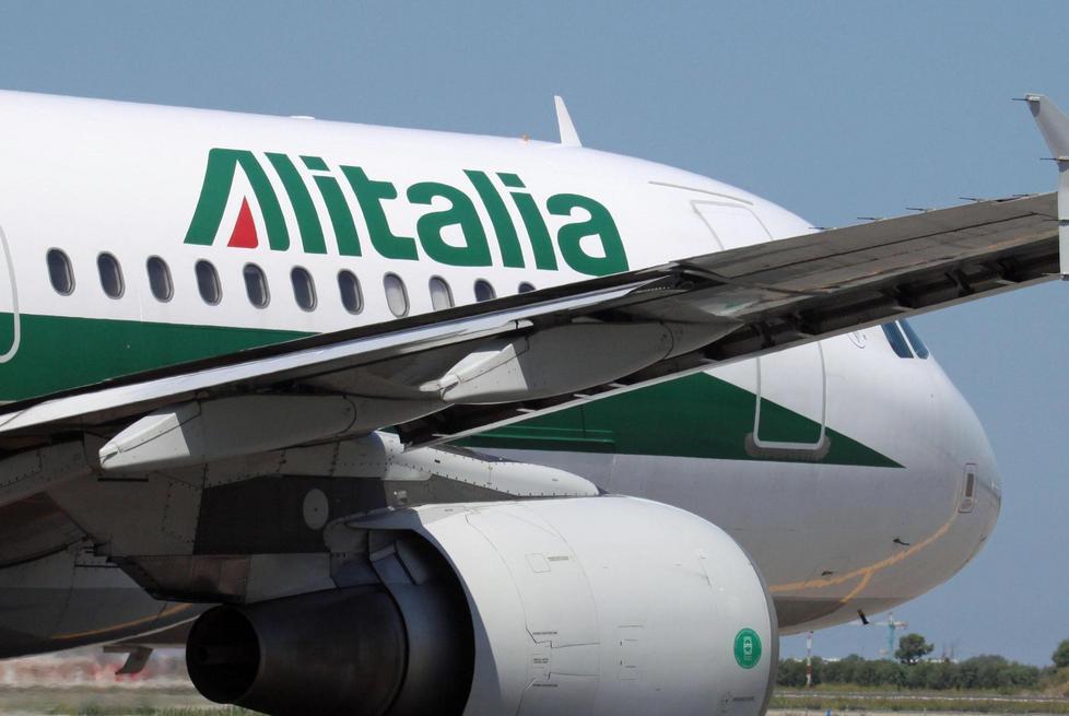 Alitalia, 65 nuovi voli e 20mila biglietti in più per il ponte di Pasqua 