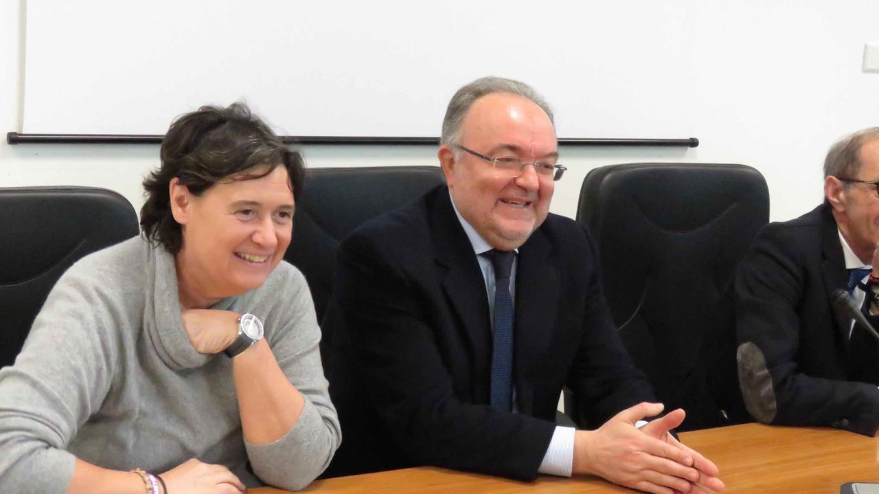 A sinistra l'assessore Saccardi con il direttore Morello