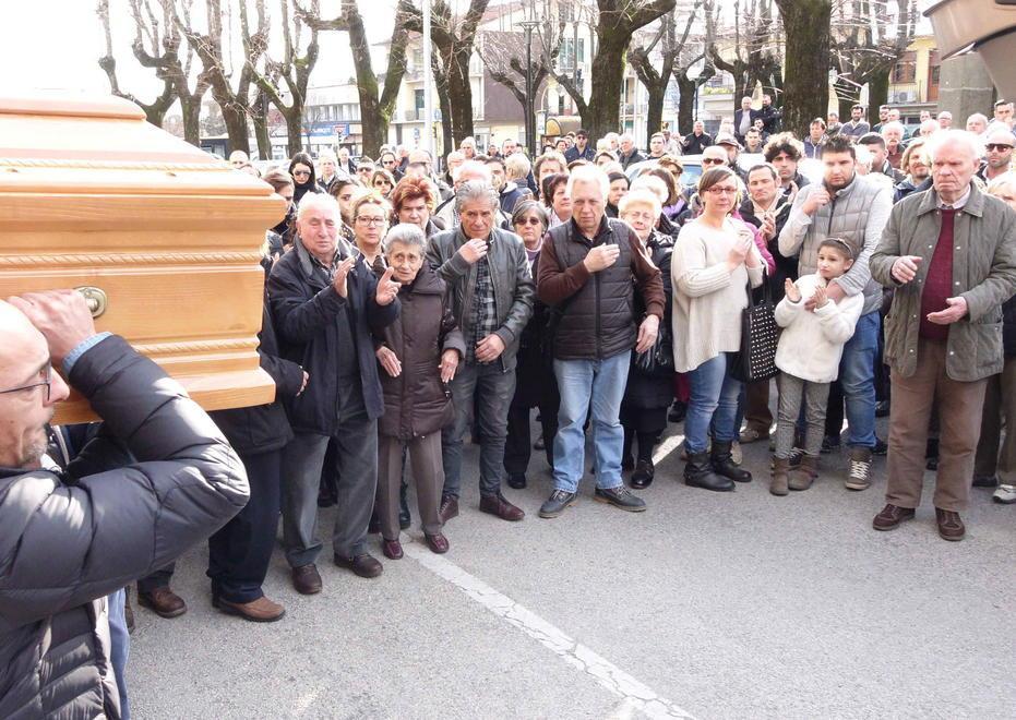 L’addio commosso di Tobbiana a Lorenzo Betti 