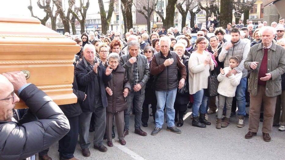 L’addio commosso di Tobbiana a Lorenzo Betti