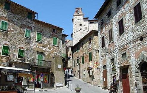 Ztl 24 ore su 24 in centro e da giugno a settembre 