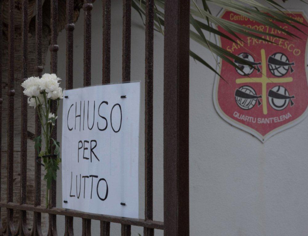 L'ingresso della scuola calcio dove è morto Luca Pusceddu