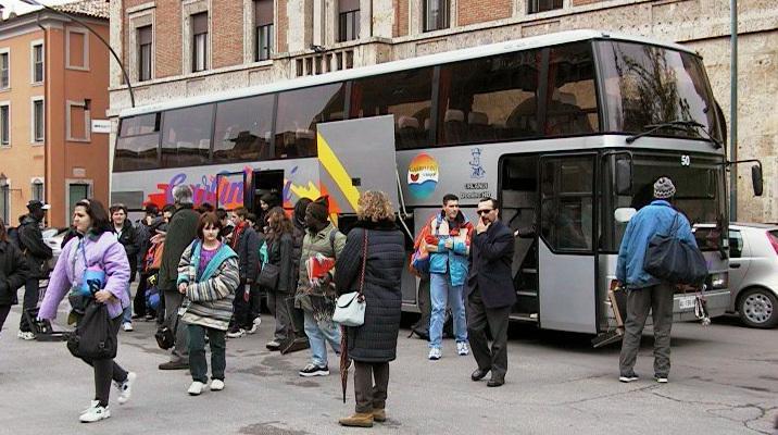 Gite scolastiche, controlli dei pullman e degli autisti 