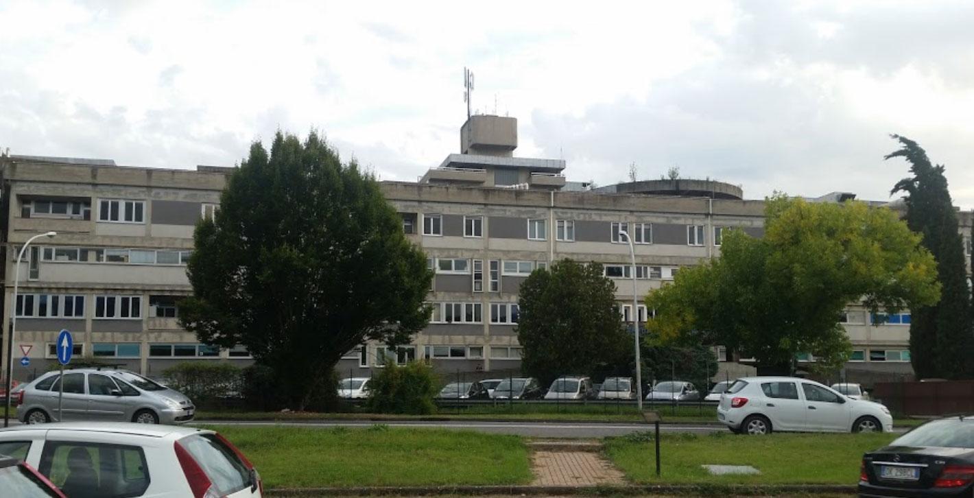 Firenze, donna di 34 anni ricoverata per meningite C 