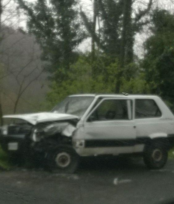 Scontro tra auto, donna al pronto soccorso